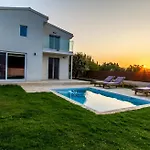 Villa Ca D' Oro